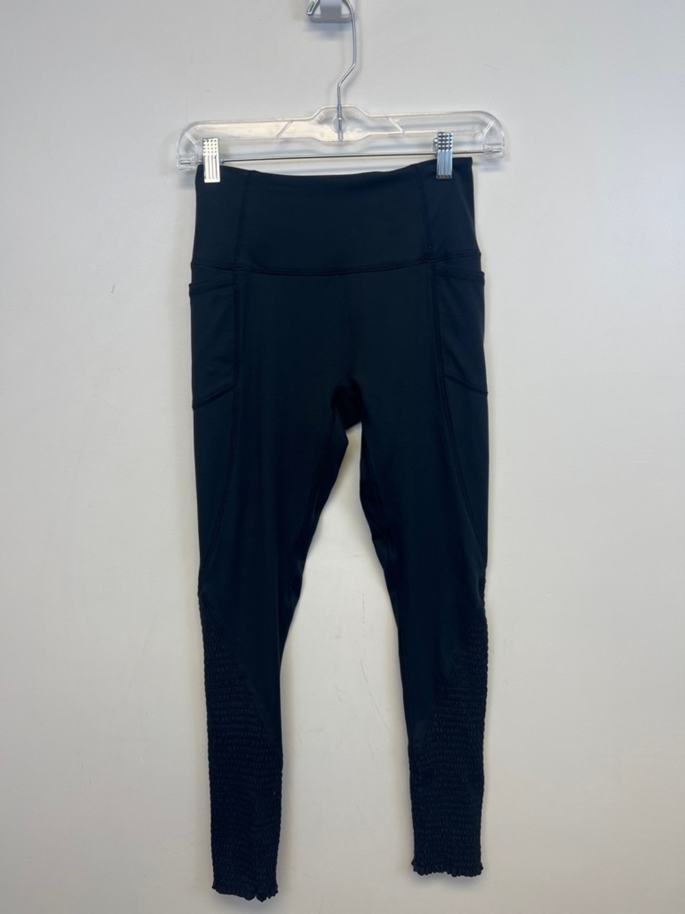 Free People Movement Women's Black Leggings Tech Pockets Waffle Design Size SP